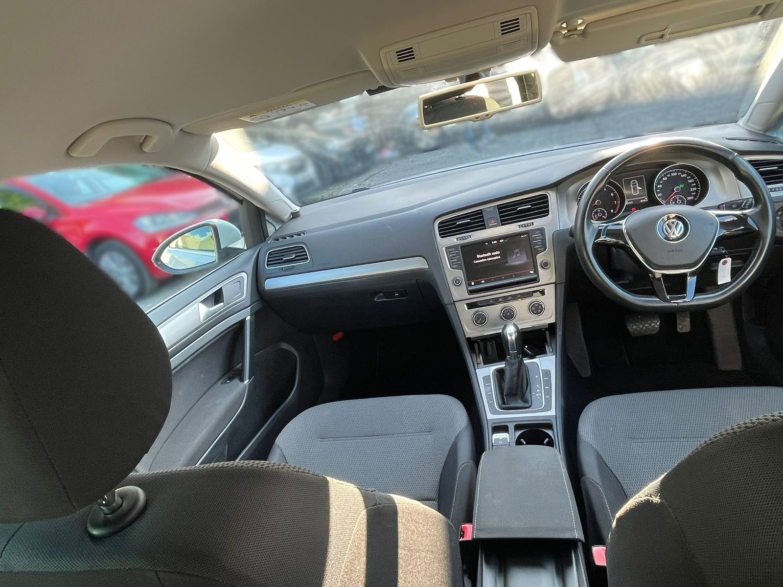 volkswagen golf (3) volkswagen golf (3)