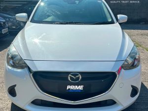 mazda demio skyactive 1 (1)